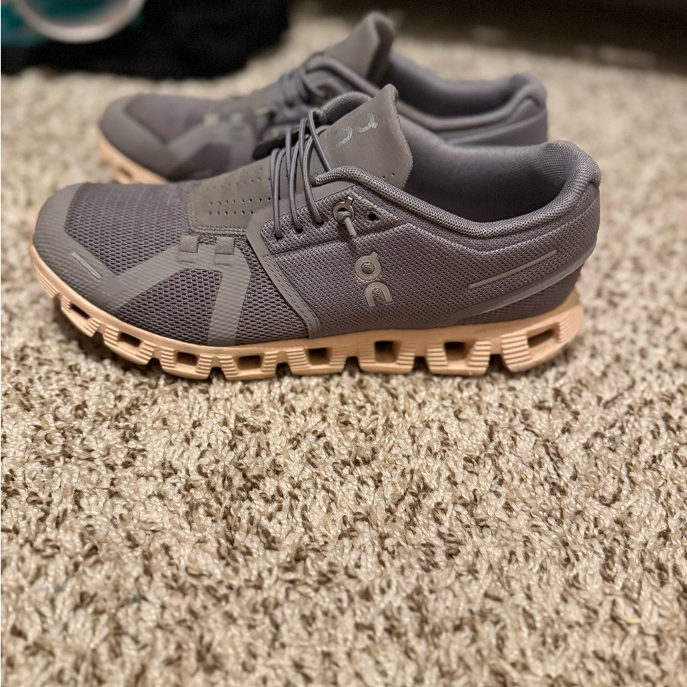 On Running Gray and pink Sneakers